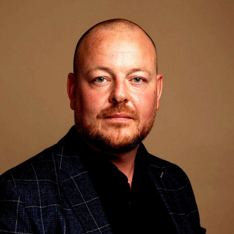 Stuart Ranson Microsoft Microsoft Datacenters: Illuminating the unseen power of the cloud ...